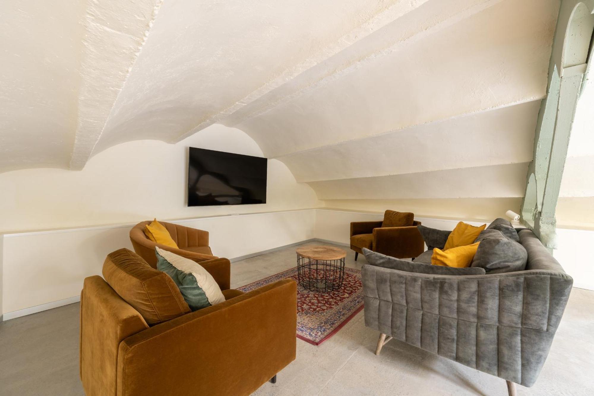 Ola Living Hostal Tetuan Madrid Bagian luar foto